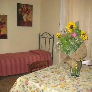 Apartament Iside, Katania